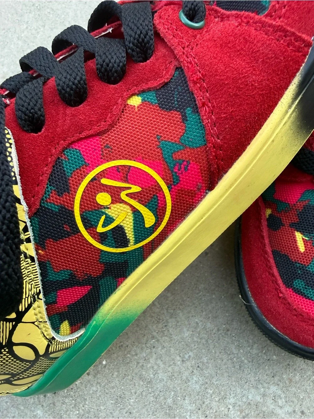 Zumba Let’s Jam Street Bold Fitness dancing sneakers with Multicolor Tropical
